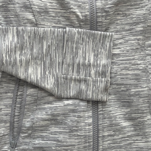Lululemon Define Jacket - Picture 6 of 9
